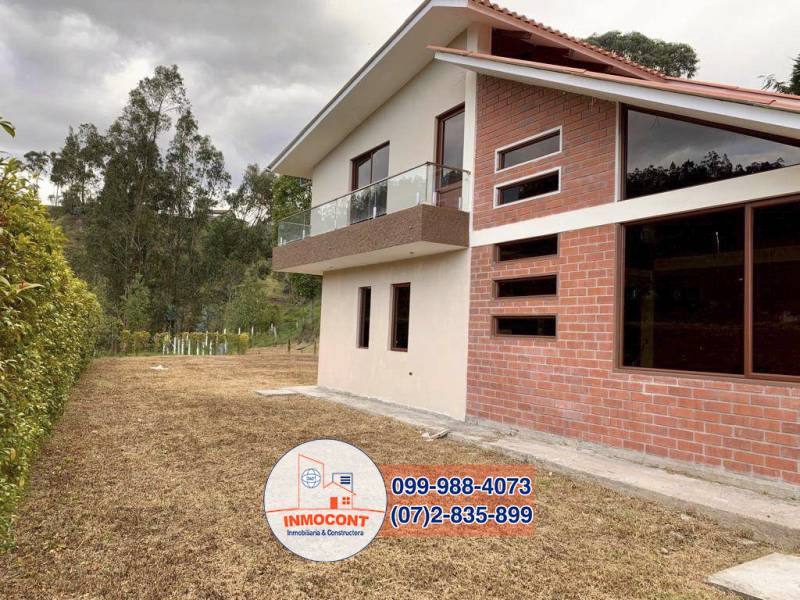C1140 Amplia propiedad con construcción en venta